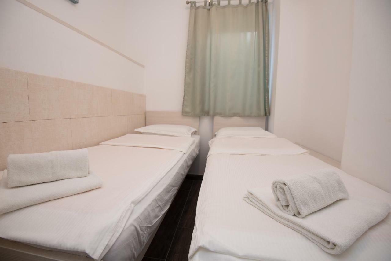 Apartments Vela Sollis Marusici  Екстериор снимка