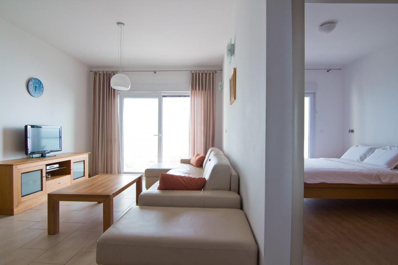 Apartments Vela Sollis Marusici  Стая снимка